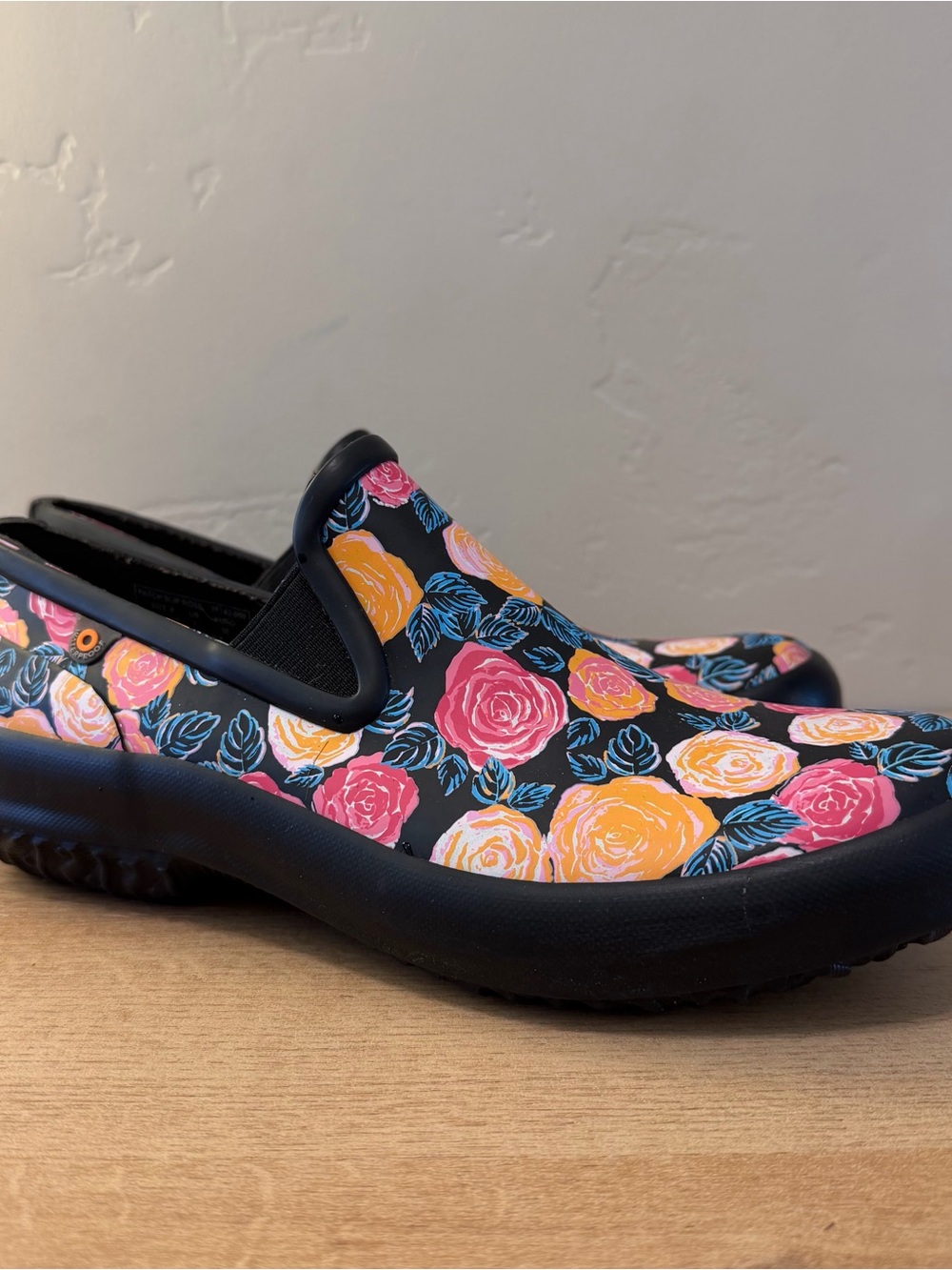 BOGS Patch Slip-On Rose Garden Waterproof Clogs Womens 7